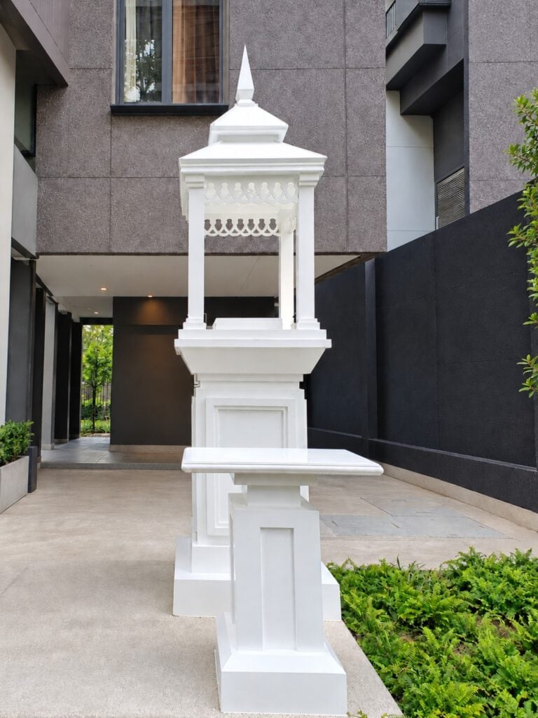 ศาลพระพรหมโมเดิร์น Grandspire PS-0023 รุ่นในภาพขนาด 12 นิ้ว